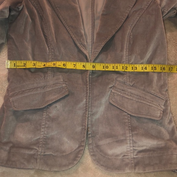 Velvet Fitted Blazer - Picture 7 of 7